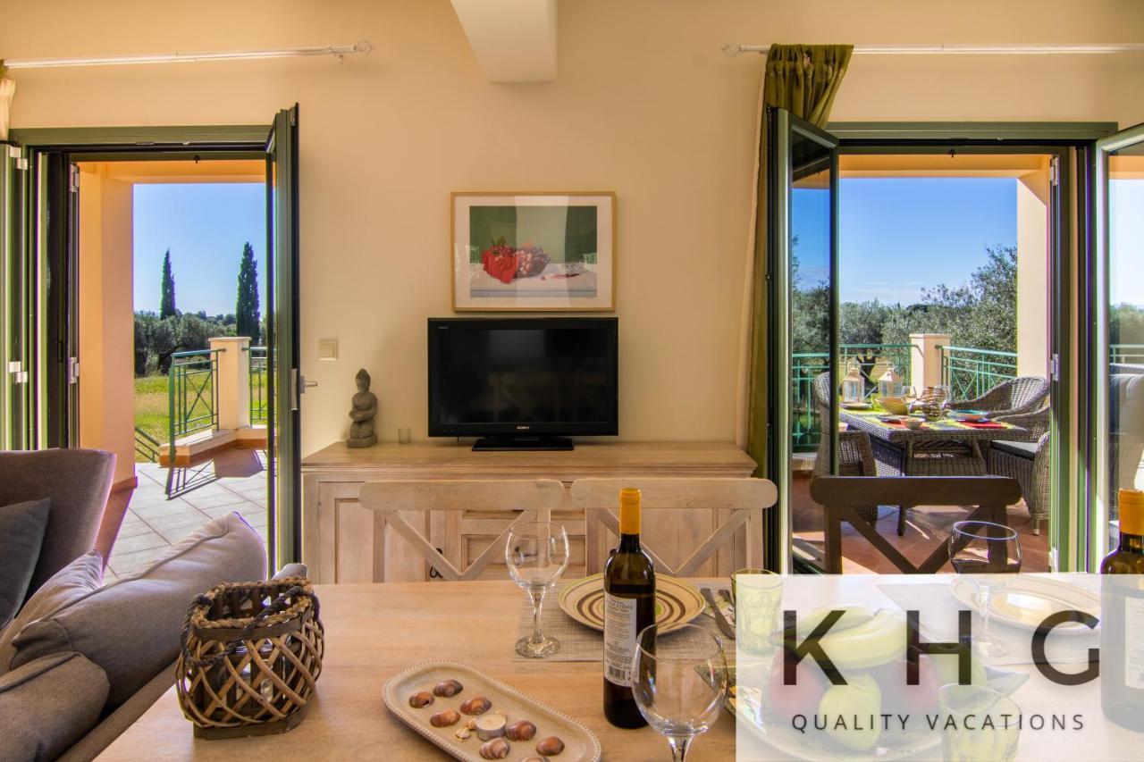 Villa Elaionas 1 Experiencing Nature'S Tranquility! Svoronata Exterior photo